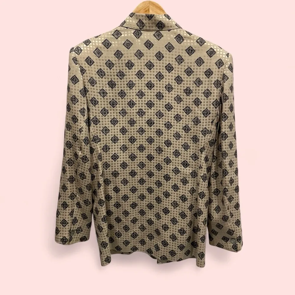 Vintage 80’s creamy tan silk geometric art deco blazer Anne Klein pockets - Image 3