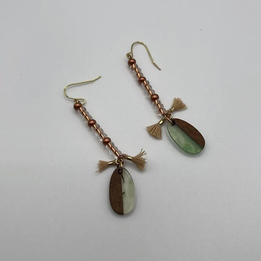 2.5” Gold Tone Drop Boho Earrings w/ Rose Gold/Clear Beads Beige Tassels & Charm Gold - Image 5