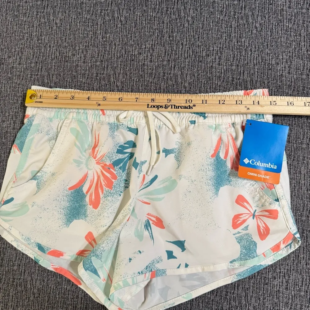 Columbia Women’s Bogata Bay Stretch Printed Shorts - Image 13