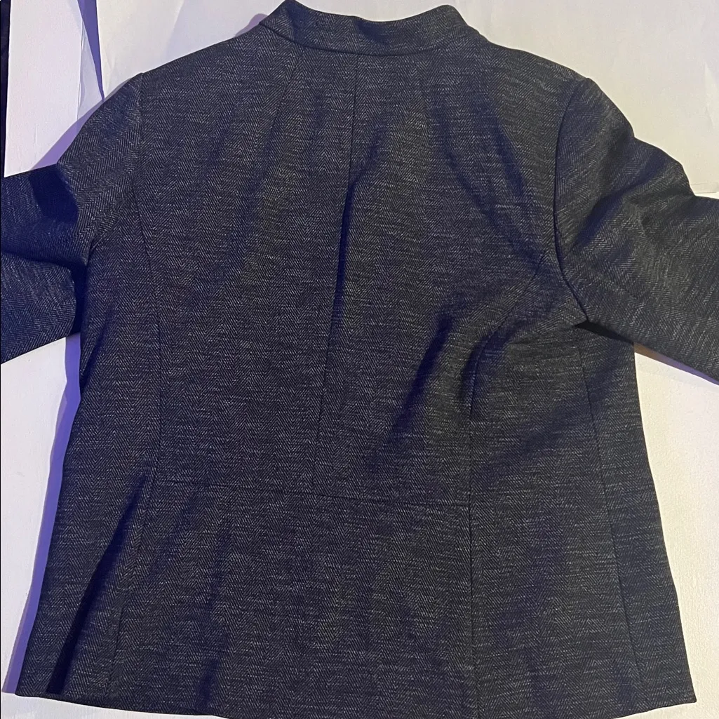 TALBOTS ITALIAN LUXE KNIT HERRINGBONE JACKET PANTSUIT  SIZE 16 - Image 10