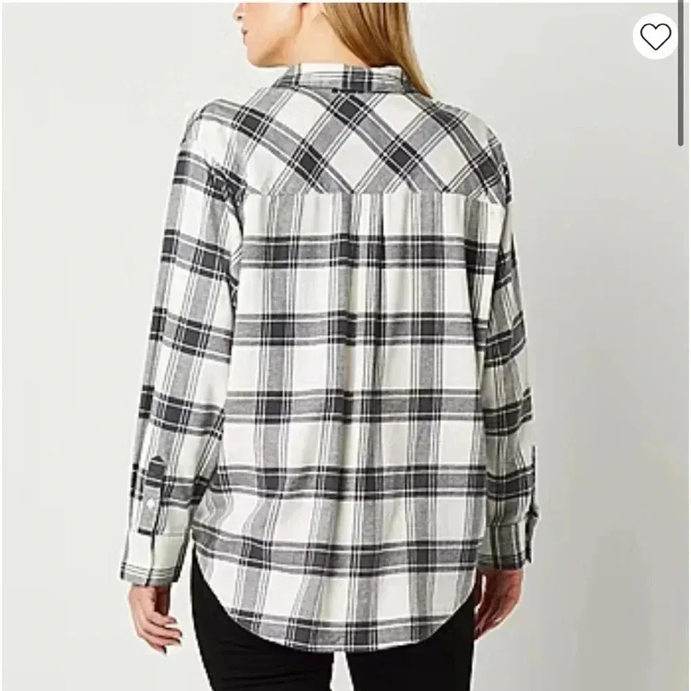 🔴a.n.a Womens Long Sleeve Flannel Shirt with Rhinestone Embellishments - Image 3