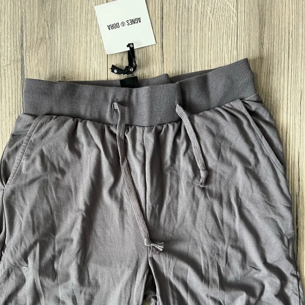 NWT Agnes & Dora Charcoal Classic Baby Suede Jogger | Grey | Small - Image 4
