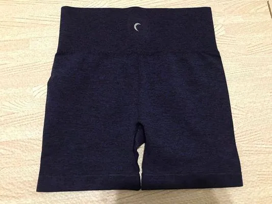 Active Seamless Shorts - Image 3