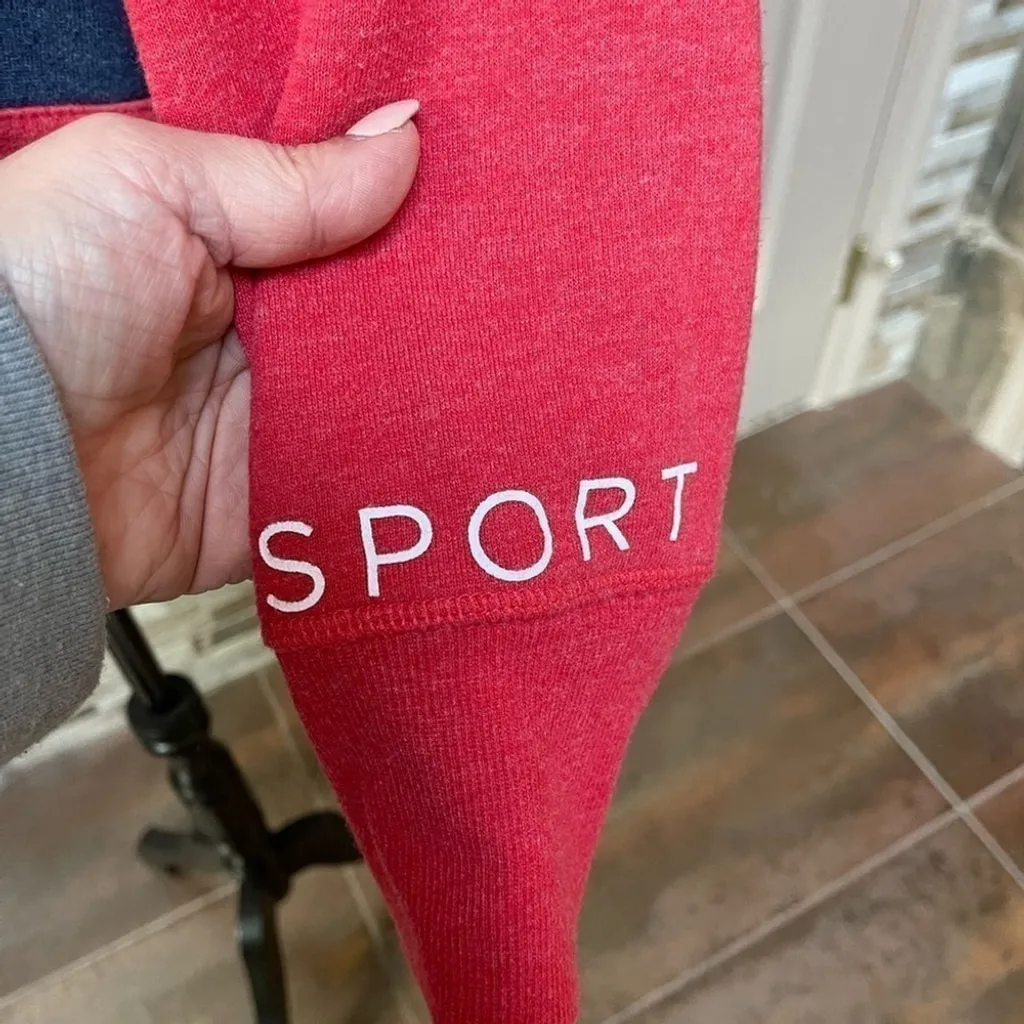 TOMMY Hilfiger Sport sweatshirt sweater cropped Red Sz L - Image 5