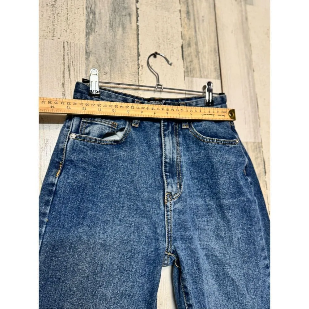 Prettylittlething Petite jeans size 2 - Image 5