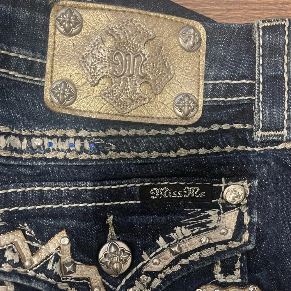 Miss Me Mid Rise Shorts - Image 3