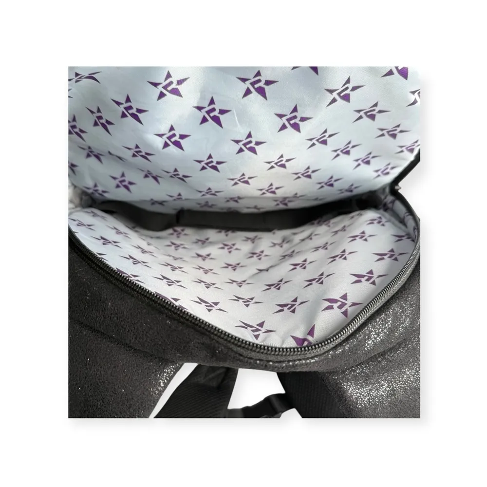 Rebel Athletic 𒀭Dream Bag Cheerleading Backpack 𒀭
Expandable Cheer Bag 𒀭 Black - Image 9