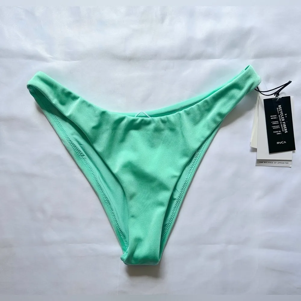 NWT RVCA Solid Shimmer High Leg French Bottoms - Ice Green - S - Image 4