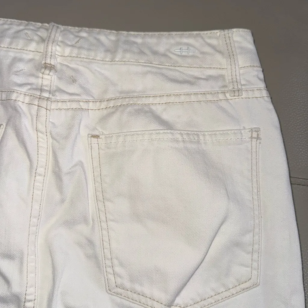 Habitual White Corinna White Pleated Raw‎ Hem Denim Mini Skirt Size Medium - Image 9