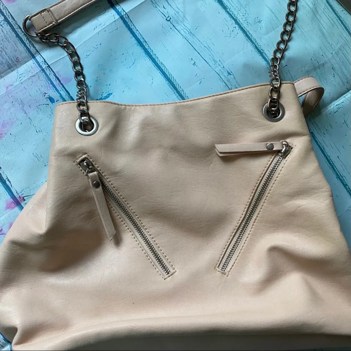 Cesca peach colored Double chain strap purse Tan - Image 3