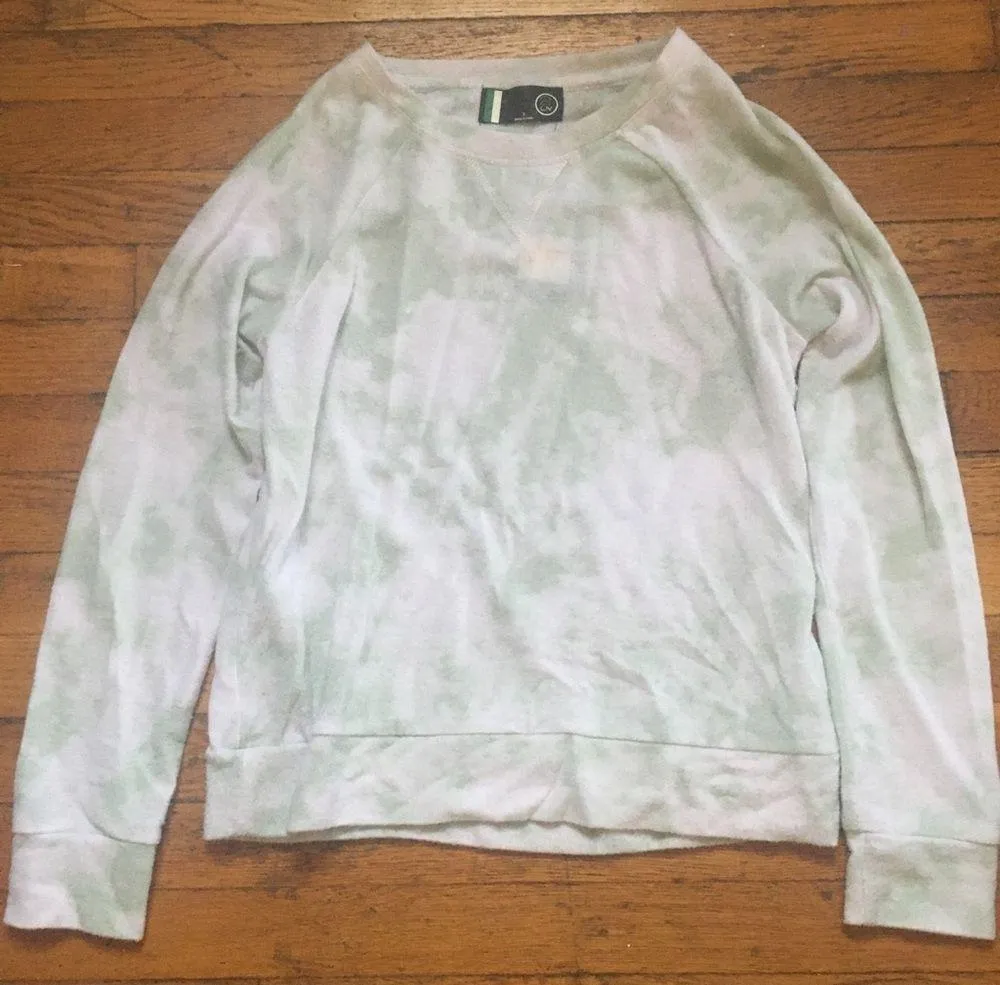 NWT tie dye sweatshirt Size L - Image 2