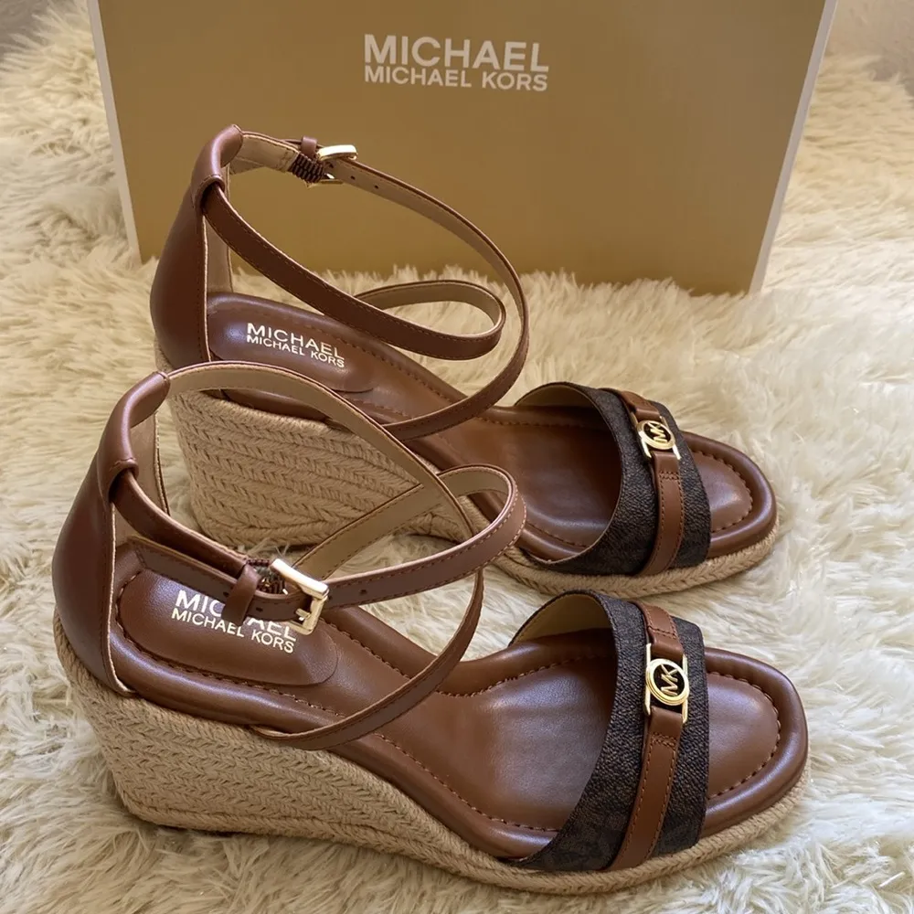 NWT

Michael Kors
Mandy Espadrille Wedge Sandals - Image 3