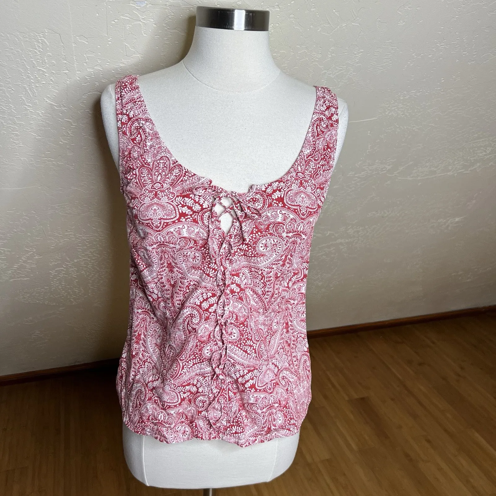 3/$30 Nick & Sarah Top Red White Paisley Lace Up Corset Milkmaid Tank Large - Image 7