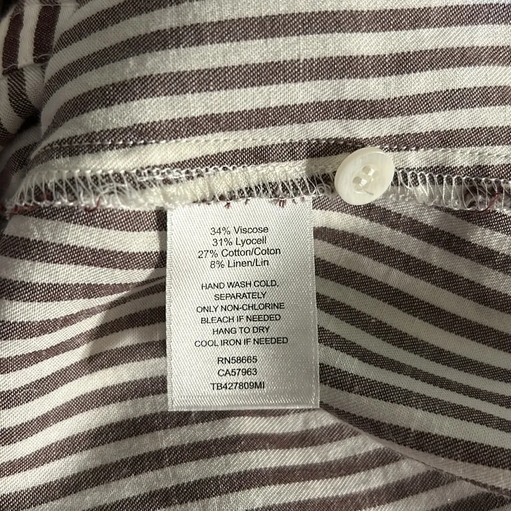 Size S V Neckline Blouse - Image 12