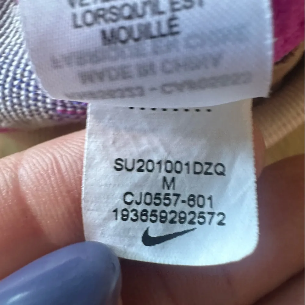 Nike Womens Icon Clash Set Bike Shorts and Top Sports Bra size small and medium - Image 10