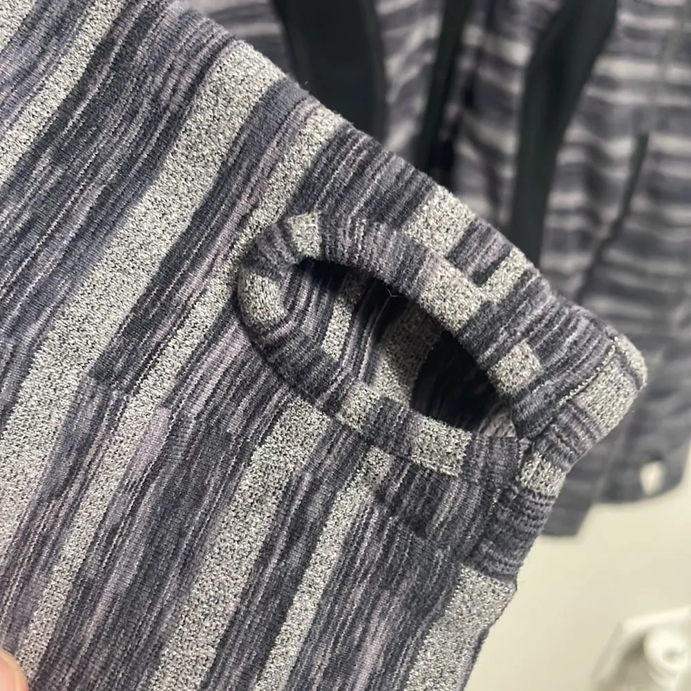 Lululemon Stride Jacket Black Stripes Galore / Black Size 4 MSRP $118 - Image 5