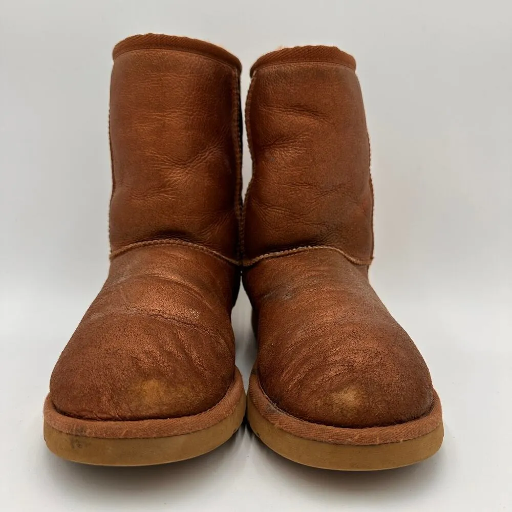 UGG Women's Classic Short Metallic Light Brown Size 7 - Image 3