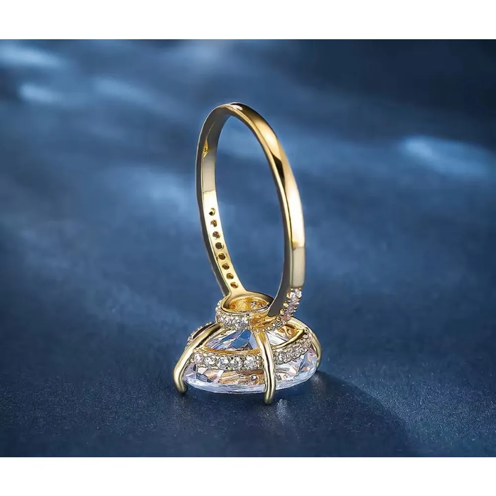 NEW Women's 6Ct Yellow Gold Plated Silver Oval Simulated‎ Diamond Ring - Image 8