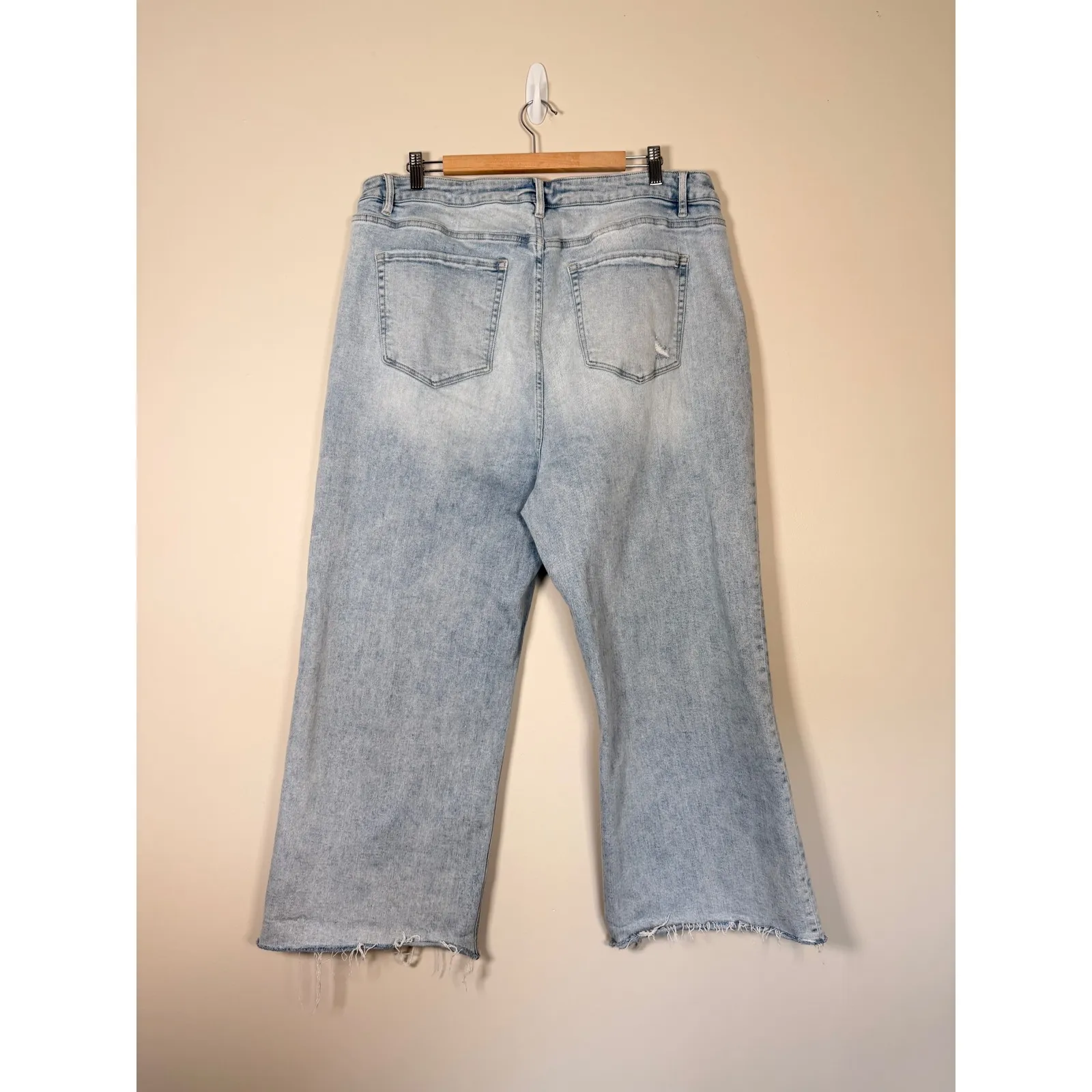 Mica Los Angeles Womens Wide Leg Distressed Light Wash Denim Jeans Size 20W blue - Image 5