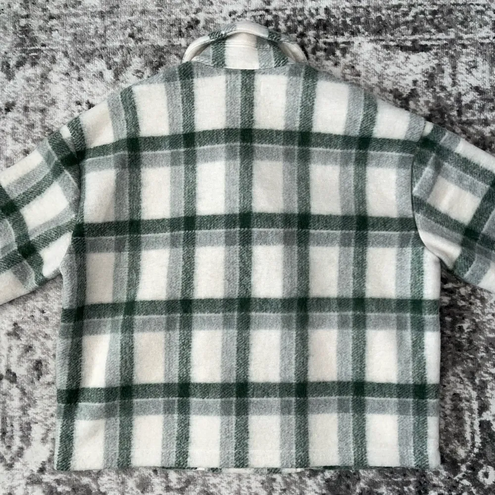 New Madewell Jacquard Double-Breasted Crop Blazer in Plaid - Image 7