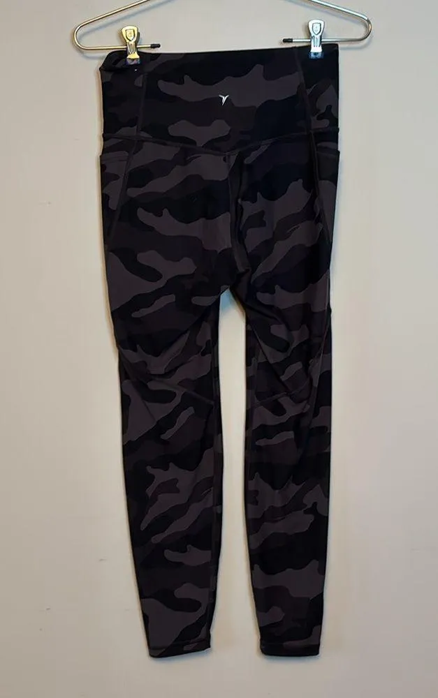 Old Navy, active power soft athletic leggings size M - Image 2