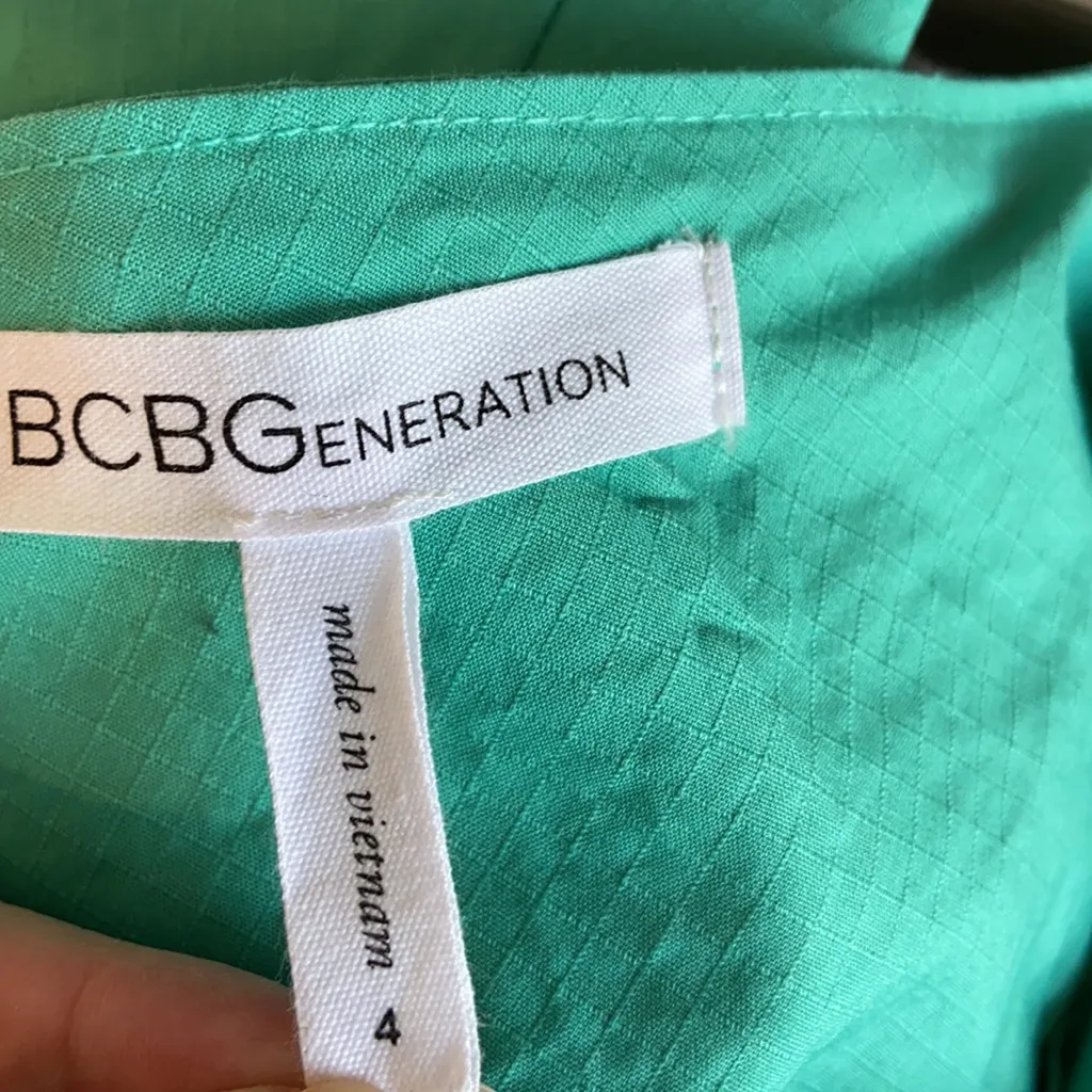 BCBGeneration Cinch Shoulder Green Cargo Utility Dress, S - Image 8