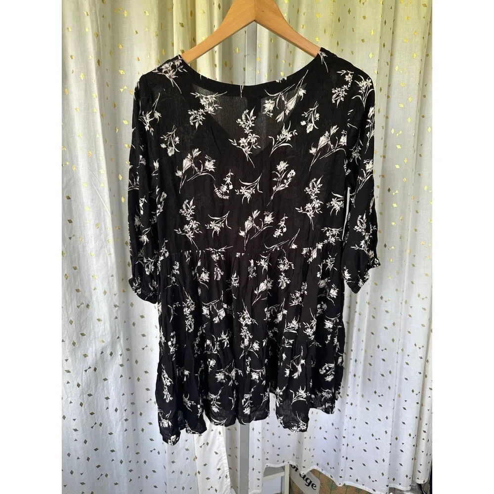I Joah Premium NWT Semi Sheer Light Crinkle Floral Baby Doll Sun Dress S Black - Image 4