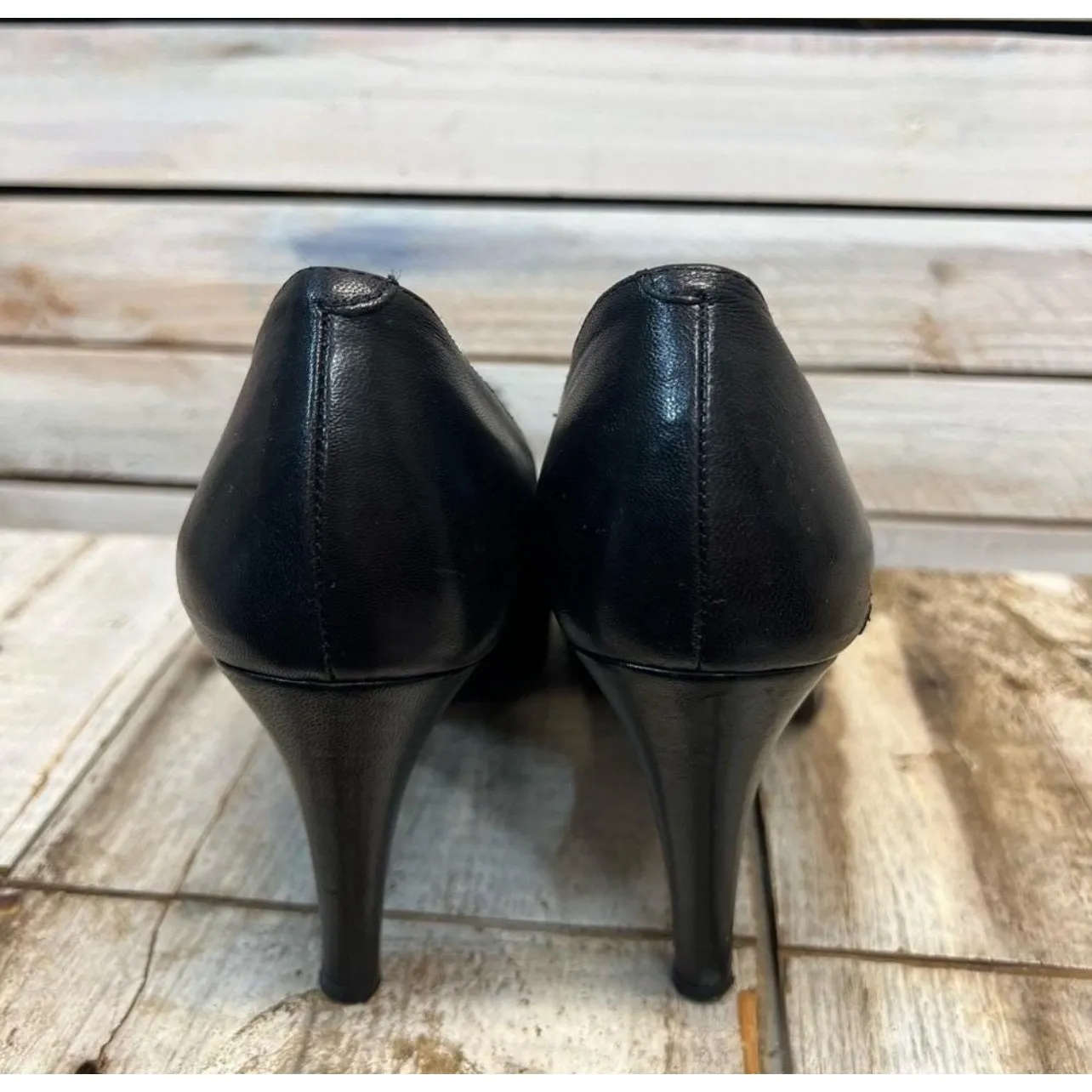 Vintage Charisma Italy Black Leather Heels w/ Real Mink Fur Pom Pom Size 8.5 - Image 4