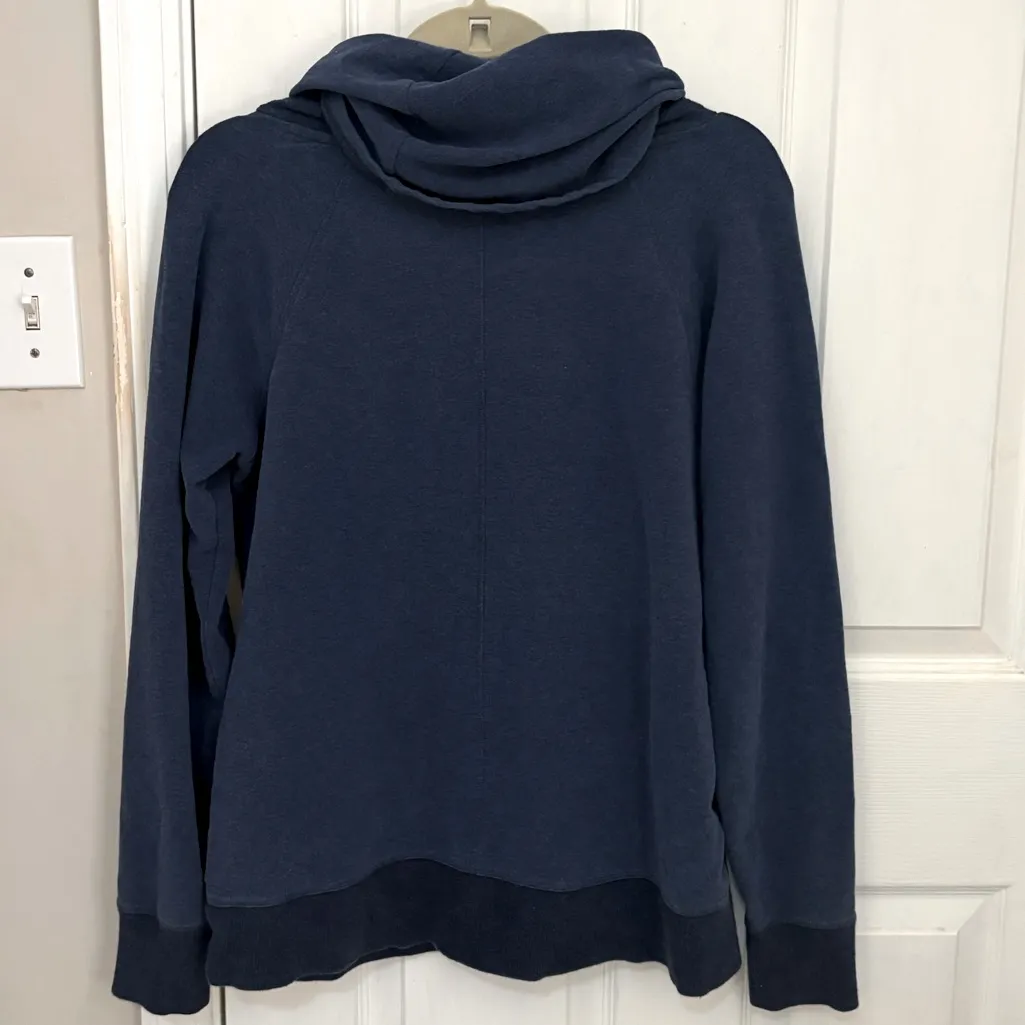 LL Bean Cozy Pullover in Blue Size M - Image 10