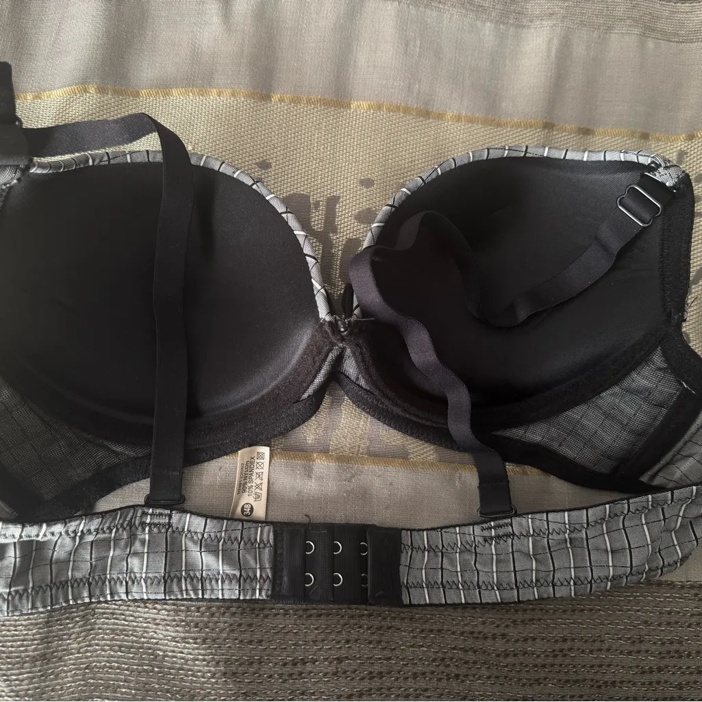 Gray Checkered Bra with Black Straps Size 34 B - Image 2