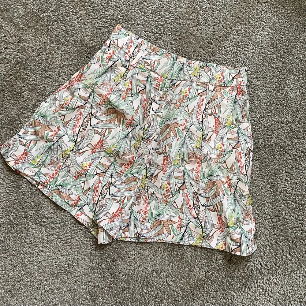 High waist shorts - Image 6
