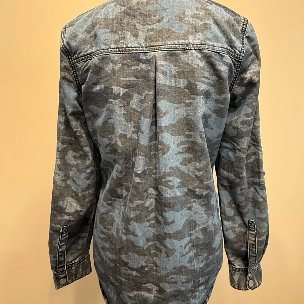 Blank NYC women's small blue denim camo snap button long sleeve shirt - Image 10