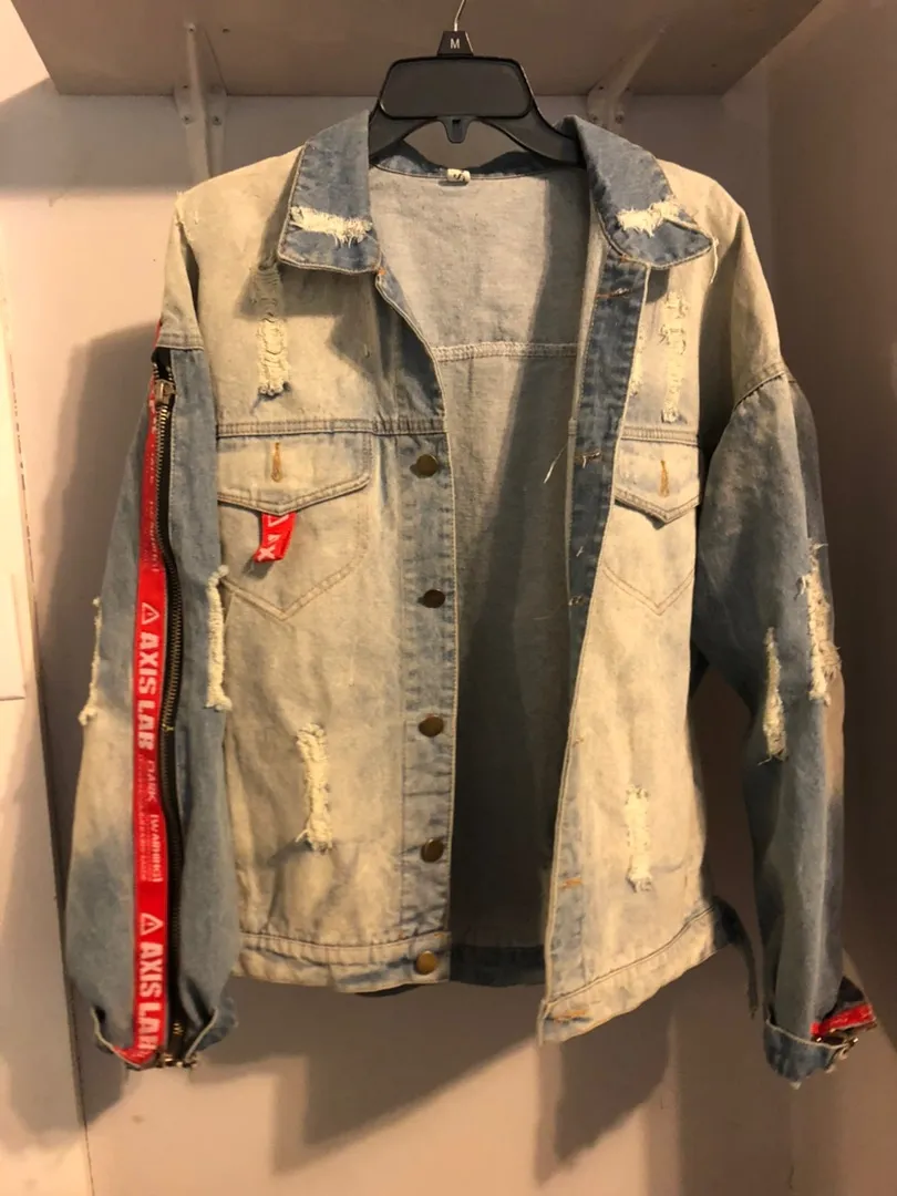 Denim Jean Jacket ! Super Cute !!! Size L - Image 6