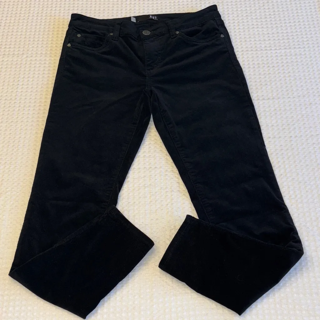 Kut from the Kloth Diana Size 6 Black Skinny Straight Corduroy Velvet Jeans - Image 2