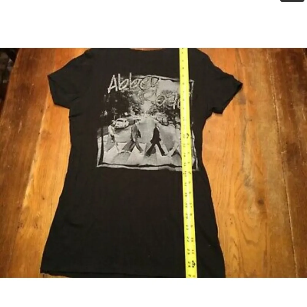 WOMEN/JR BEATLES "Abbey Road" BLACK T SHIRT SZ M - Image 5