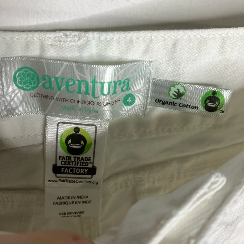 Aventura white Bermuda Shorts organic Cotton‎ women’s size 4 casual neutral - Image 3