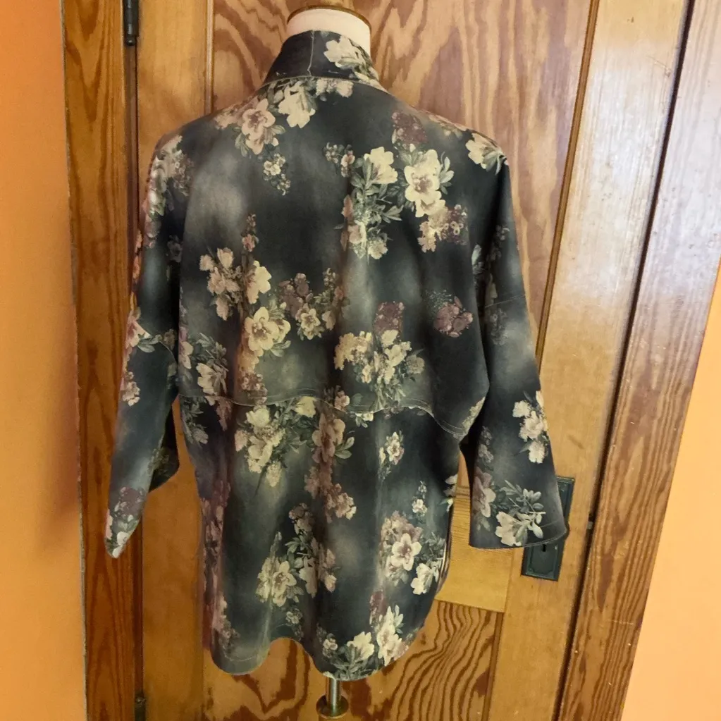 Anthropologie Solitaire floral suede cloth cover up jacket - Image 11