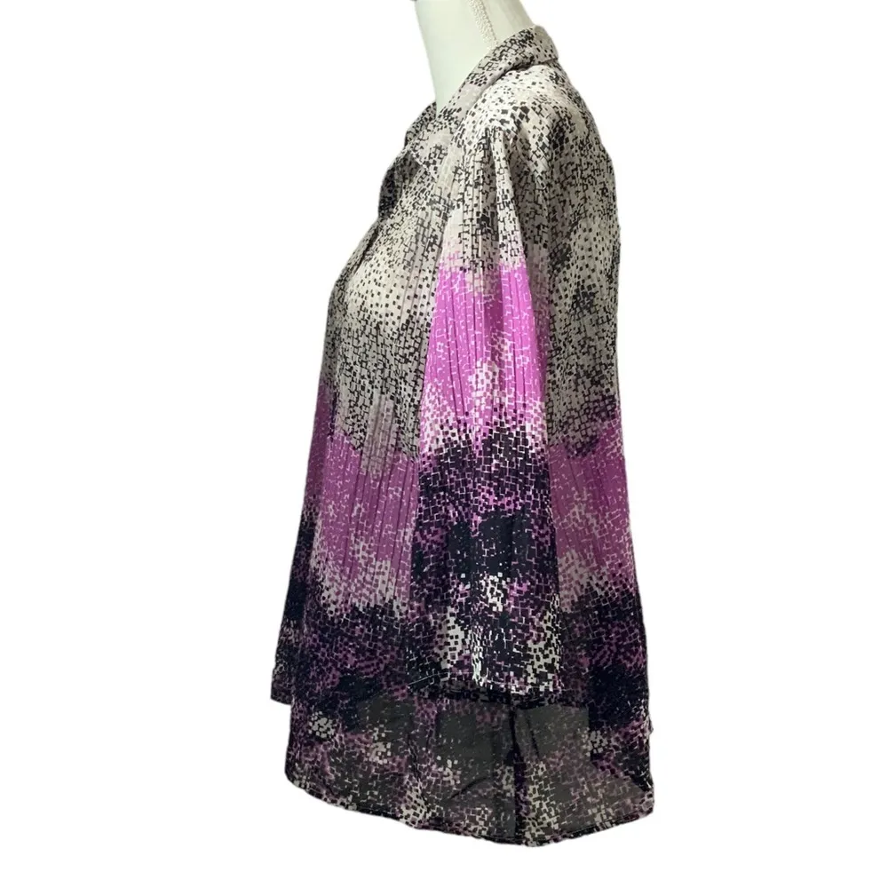 Fashion Bug Blouse V Neck Button Up Collar Accordion Fabric Cheetah Purple XL - Image 4