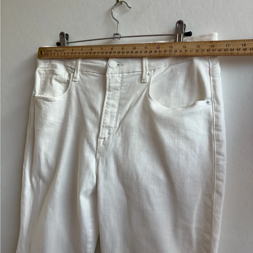 GOOD CLASSIC LIGHT COMPRESSION BOOTCUT JEANS size 15 - Image 4