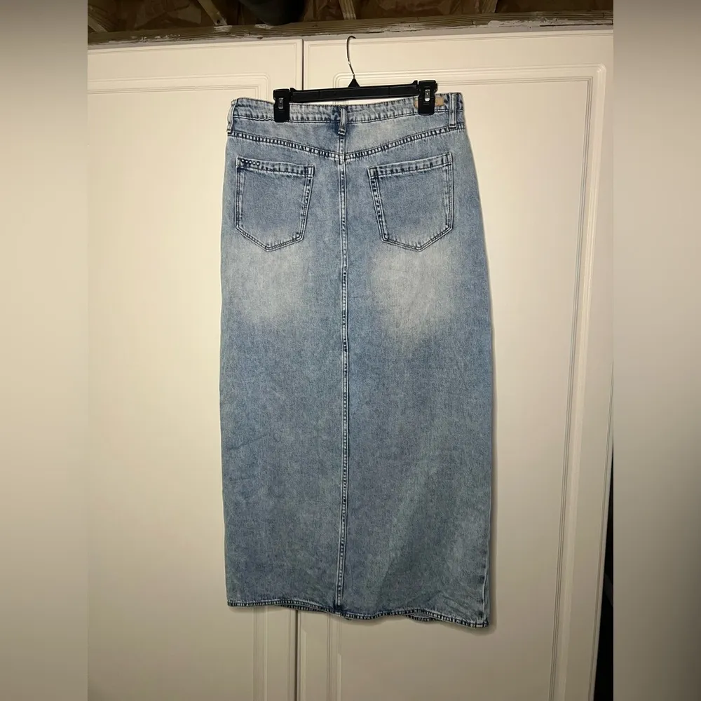 BLANKNYC Mid Rise Denim Maxi Skirt in In My Mind - Image 7