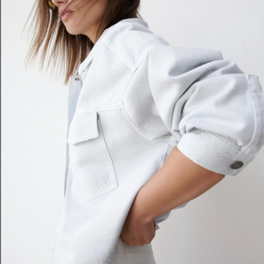 ZARA Denim Overshirt Size Medium - Image 4