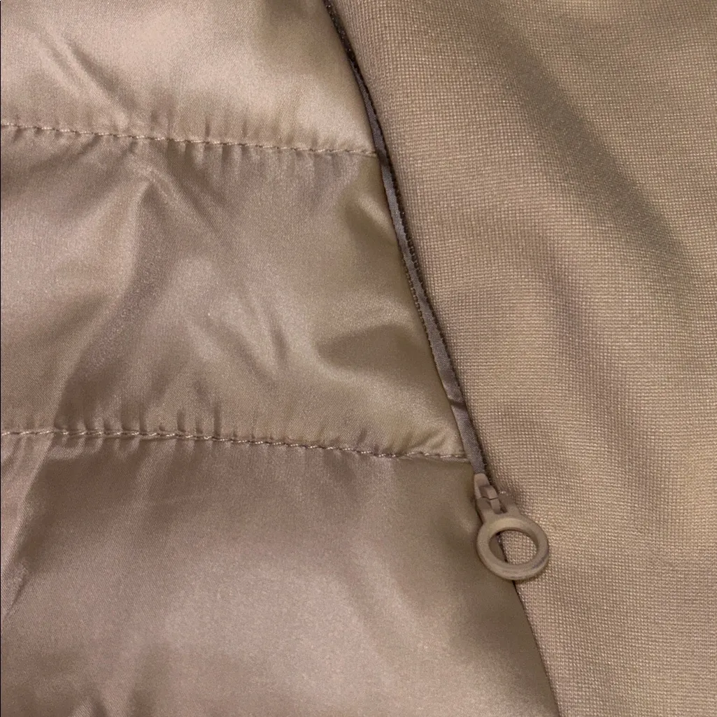 7 Diamonds Womens Andes Front Zipper Puffer Vest in Color Pearl‎ Sz Small White - Image 5