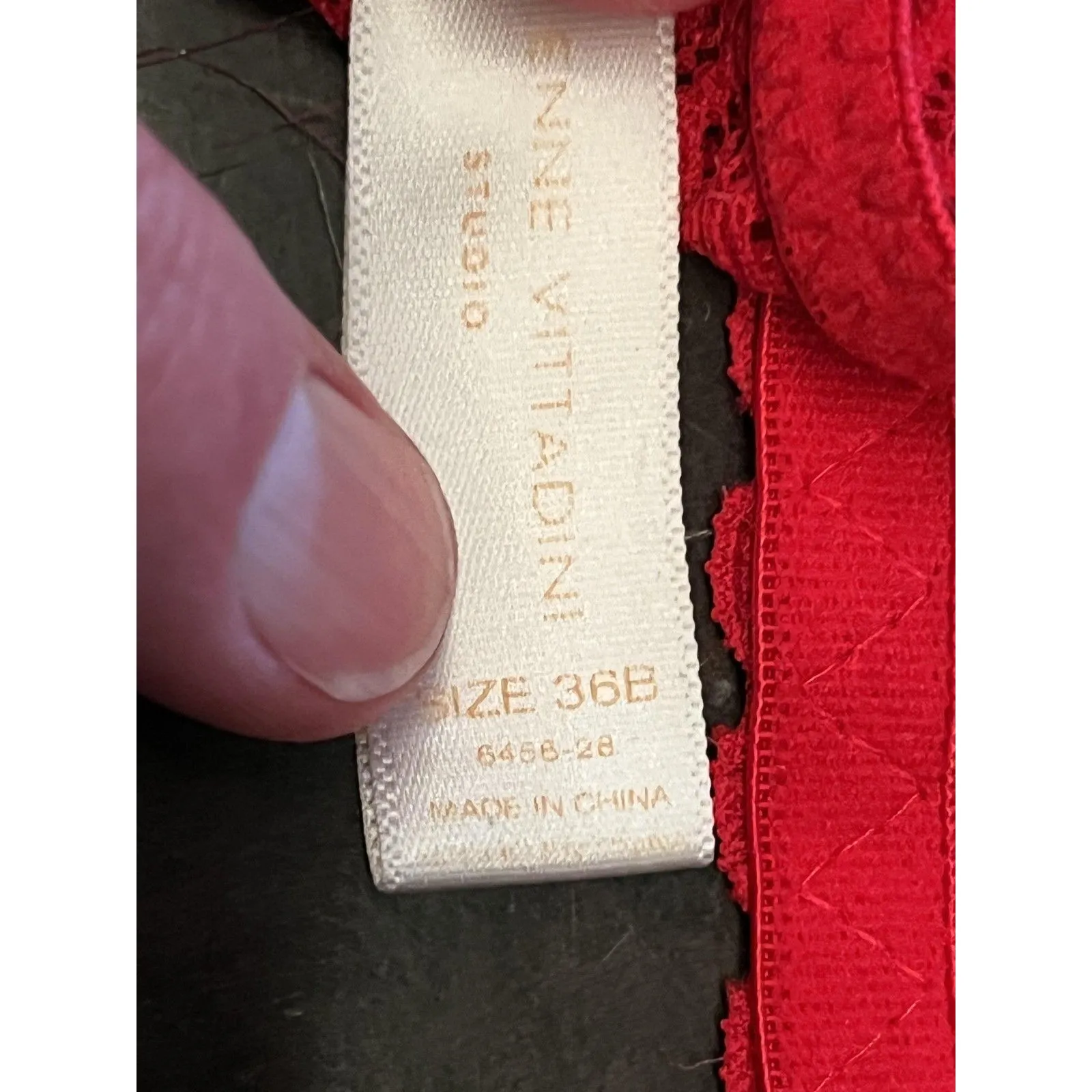 Adrienne Vittadini Studio Bra Womens 36B Red Lace Push Up Underwire Padded - Image 6