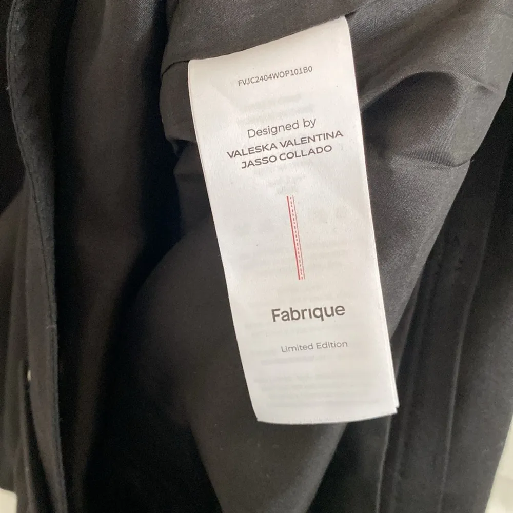 Valeska Valentina Jasso Collado w/ Fabrique Caspian Buckle Dress Wool Silk Blend Black Size 2 - Image 13