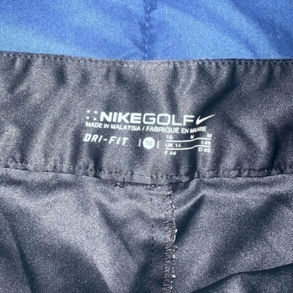Women’s Nike Athletic Golf Skirt / Skort Dri Fit Size 10 in Black!‎ Great find! - Image 3