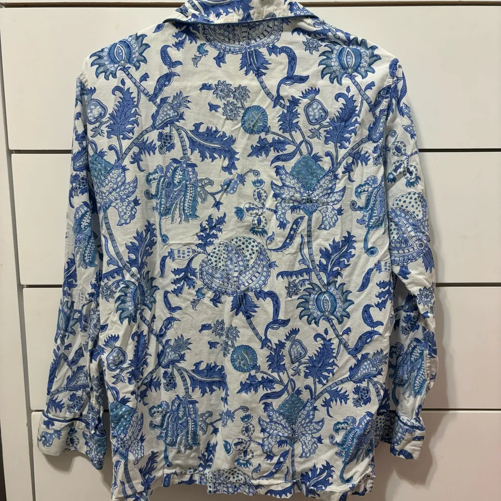 Roller Rabbit White & Blue Floral PJ Top - Image 3