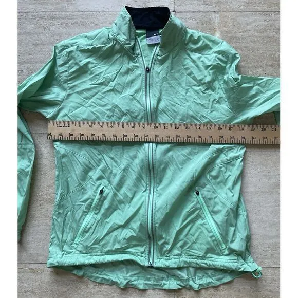 Nike women Lightweight Windbreaker Running Green  Jacket Athletic Zip-Up M‎ - Image 3