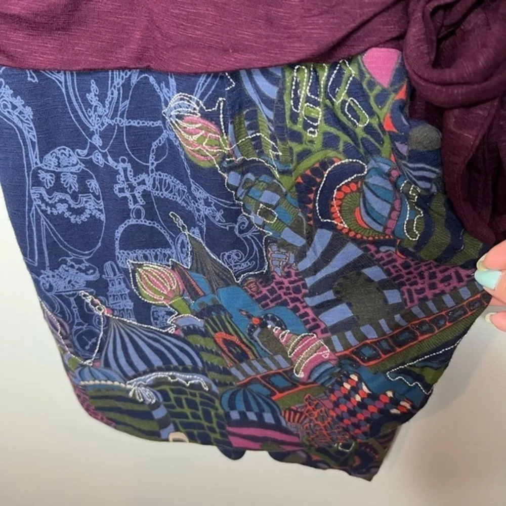 Desigual Fabiola dress long sleeve maroon tie waist v-neck pattern v-neck small - Image 5