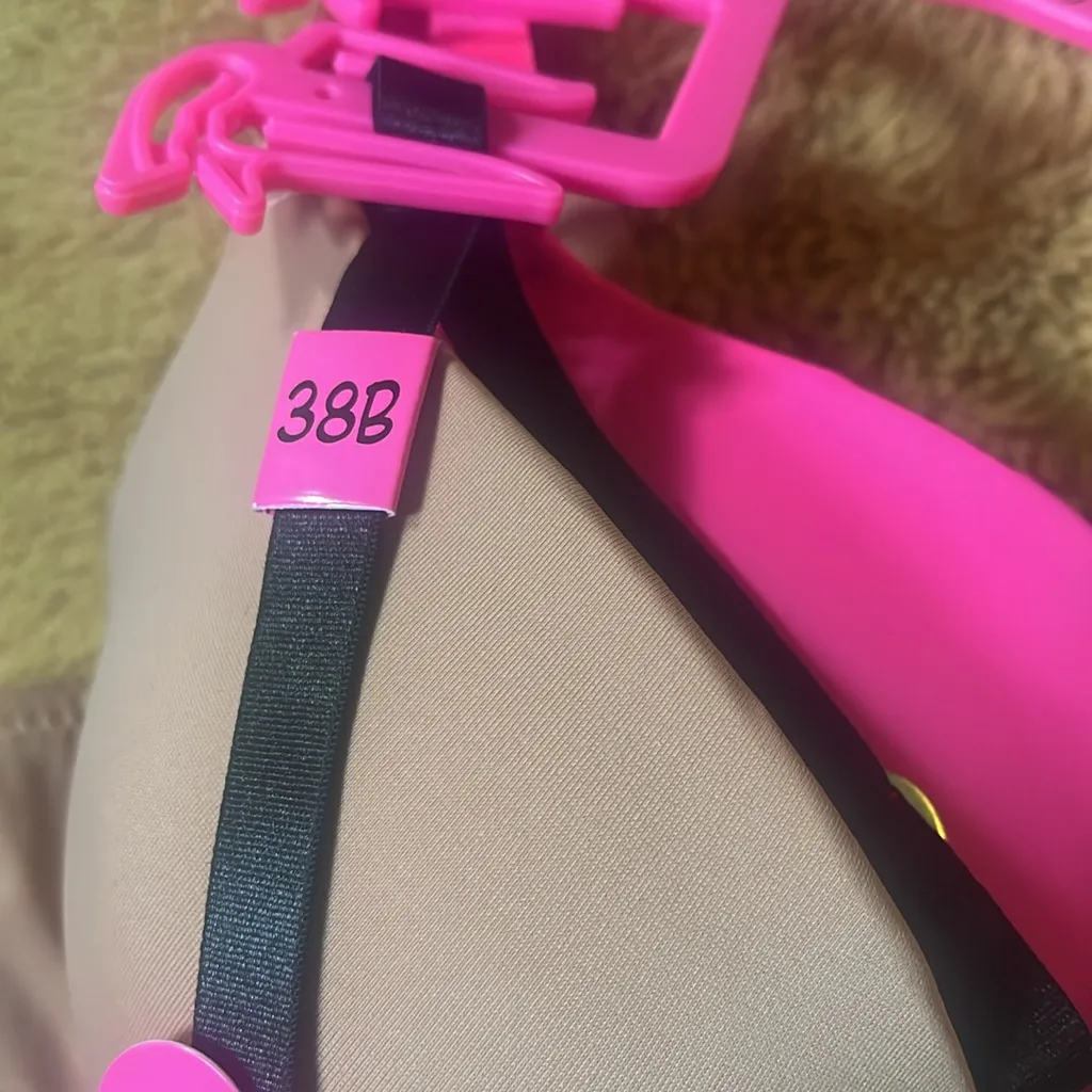 (#X-1) 3 pack Betsey Johnson Push-Up  bras - Image 4