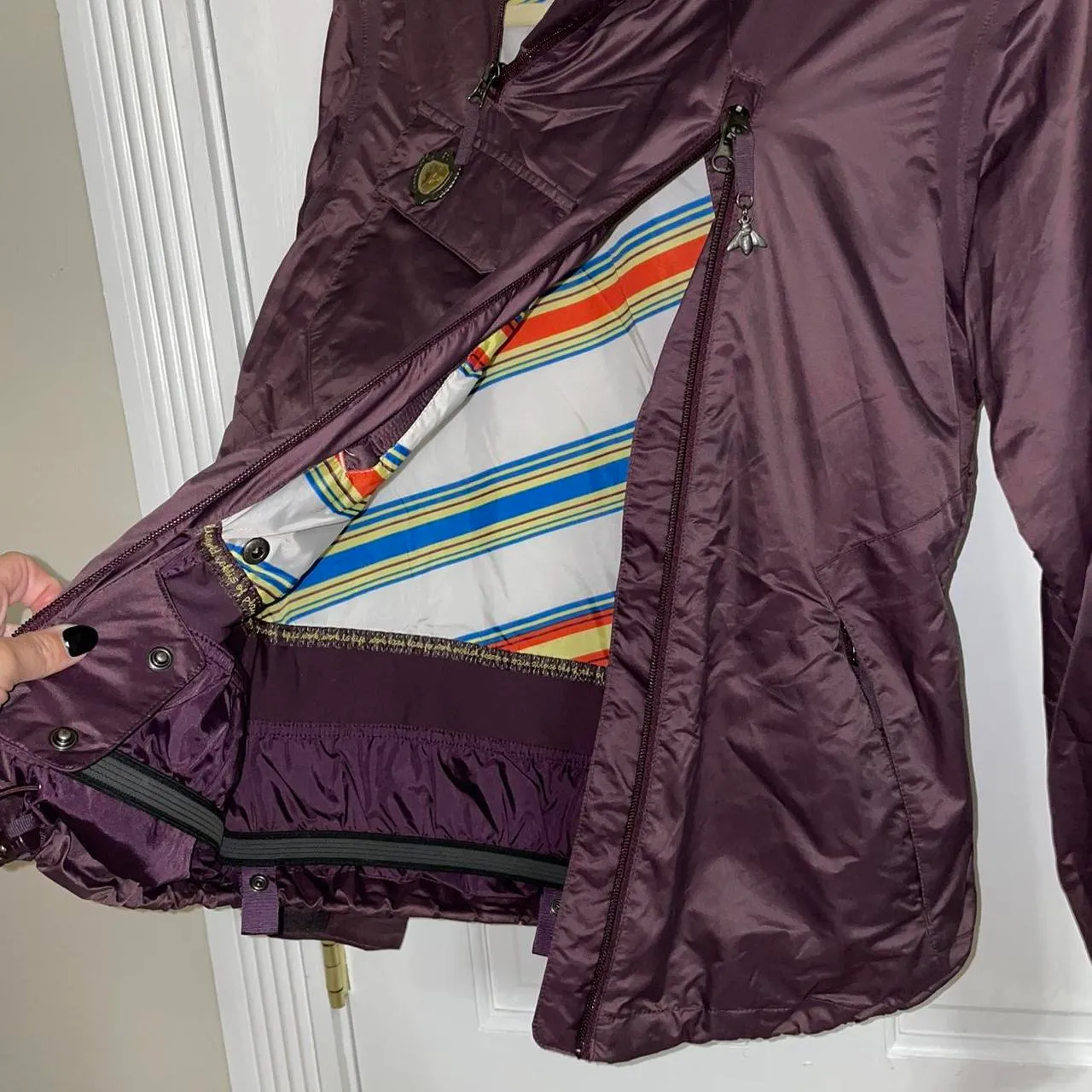 B by burton spring/fall snowboarding jacket - Image 3